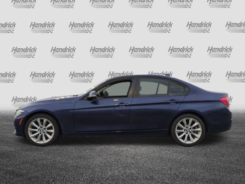 Used 2018 BMW 320i xDrive Sedan image 7