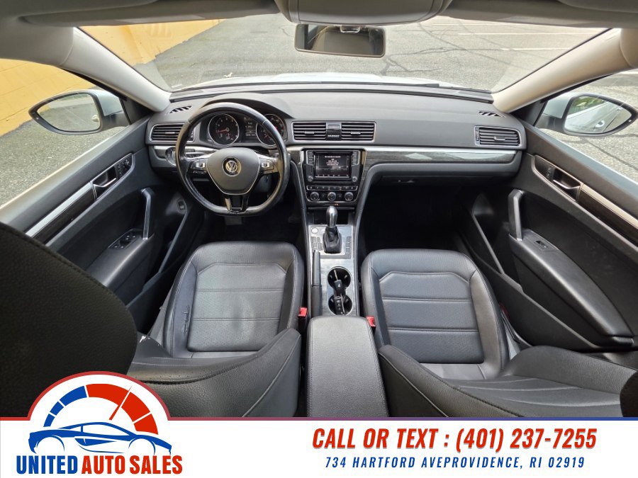 Used 2018 Volkswagen Passat 2.0T SE w/ SE Lighting Package FWD image 15