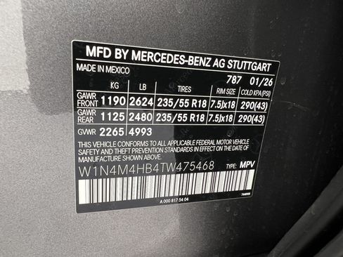 New 2026 Mercedes-Benz GLB 250 4MATIC image 34