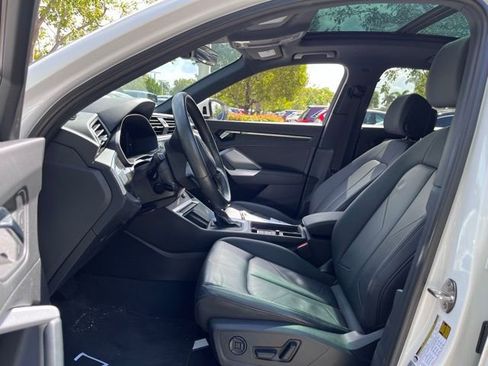 Used 2023 Audi Q3 2.0T Premium image 6