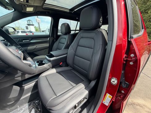 New 2026 GMC Terrain Elevation w/ Elevation Premium Package image 19