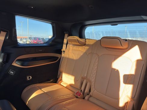 Used 2025 Jeep Grand Cherokee L Summit image 36