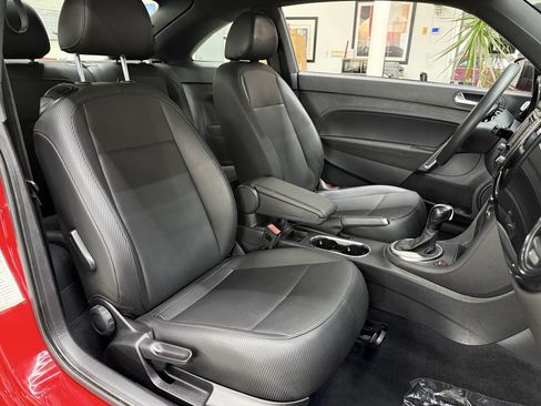 Used 2017 Volkswagen Beetle 1.8T S image 15