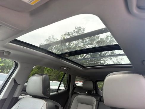 Used 2020 GMC Terrain SLT w/ Preferred Package AWD/4WD image 14