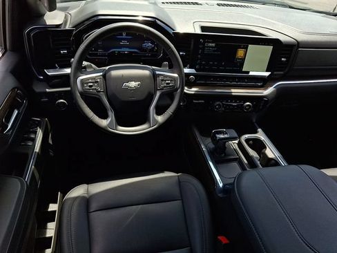 Certified 2024 Chevrolet Silverado 1500 RST w/ Convenience Package II AWD/4WD image 11