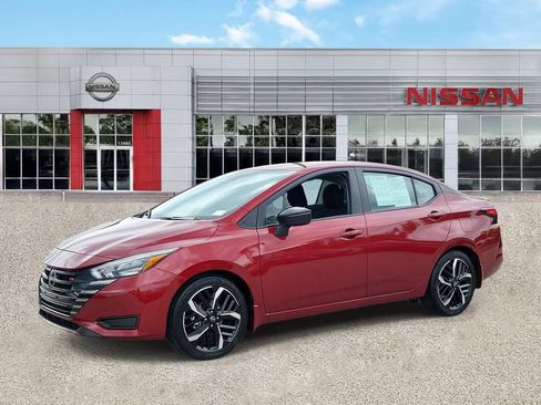 Used 2025 Nissan Versa SR w/ Trunk Package FWD image 4