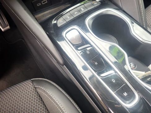 Used 2023 Buick Envision Preferred w/ Sport Touring Package AWD/4WD image 19