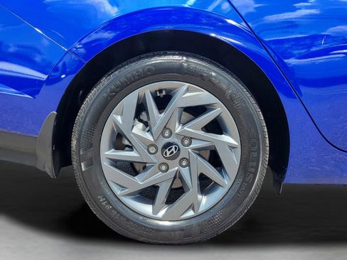 Certified 2024 Hyundai Elantra SEL FWD image 41