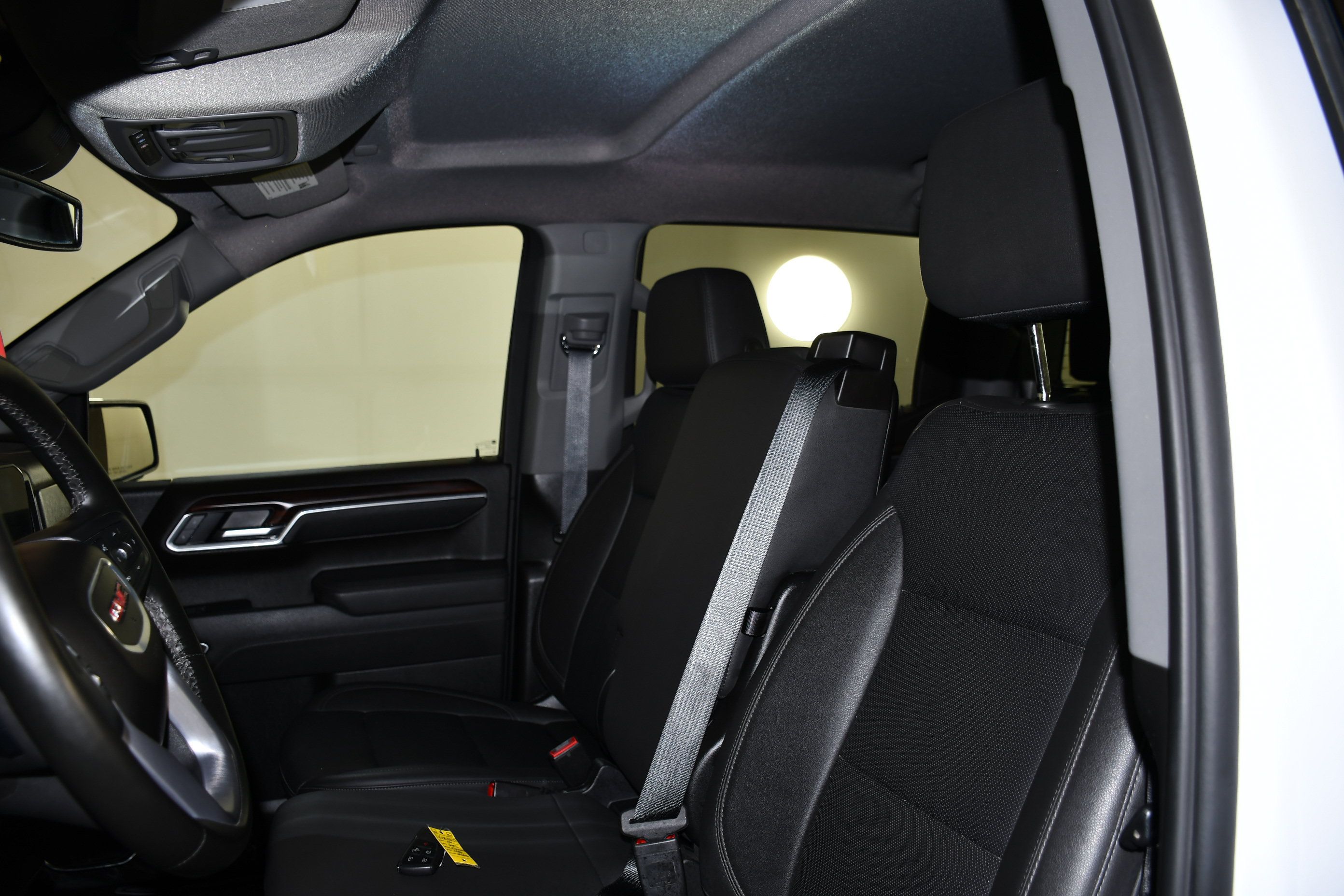 Used 2026 GMC Sierra 1500 SLT AWD/4WD image 27