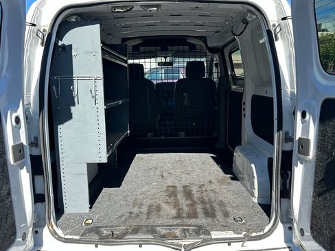Used 2015 Nissan NV200 SV w/ Technology Package FWD image 20