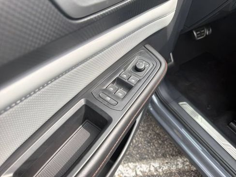 Certified 2025 Volkswagen Atlas Peak Edition SE AWD/4WD image 13