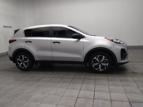 Used 2022 Kia Sportage LX FWD image 11
