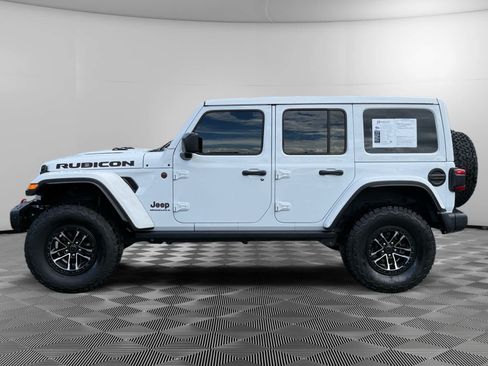 Used 2024 Jeep Wrangler Unlimited Rubicon AWD/4WD image 8