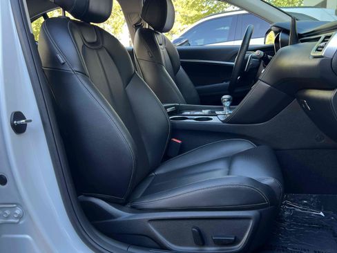 Used 2026 Genesis G70 2.5T RWD image 76