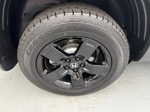 Used 2025 Honda Ridgeline Black Edition image 10