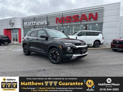 Used 2023 Chevrolet TrailBlazer LT image 1