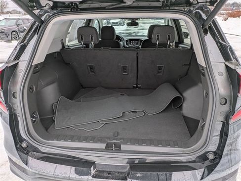 Used 2020 GMC Terrain SLE w/ Driver Convenience Package image 18