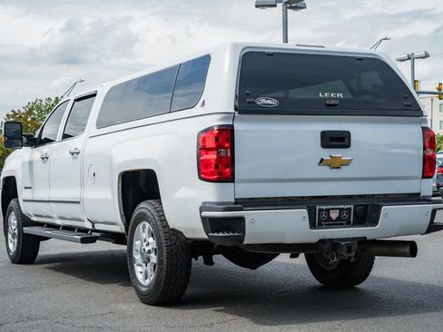 Used 2016 Chevrolet Silverado 2500 LTZ w/ LTZ Plus Package AWD/4WD image 5