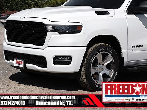 New 2026 RAM 1500 Express image 41