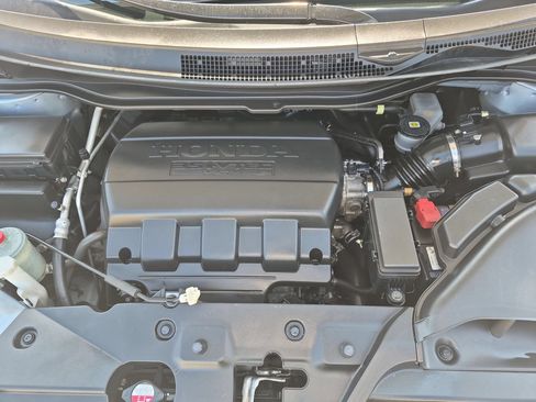 Used 2014 Honda Odyssey Touring Elite image 36