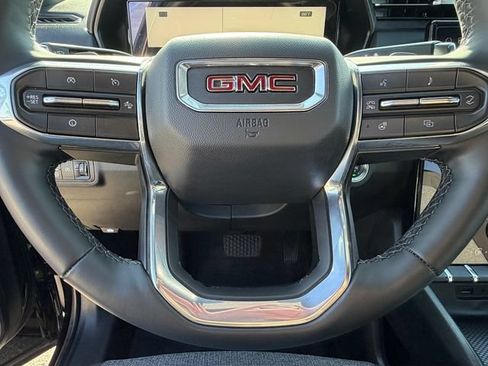 Certified 2025 GMC Terrain Elevation w/ Black Edition AWD/4WD image 23