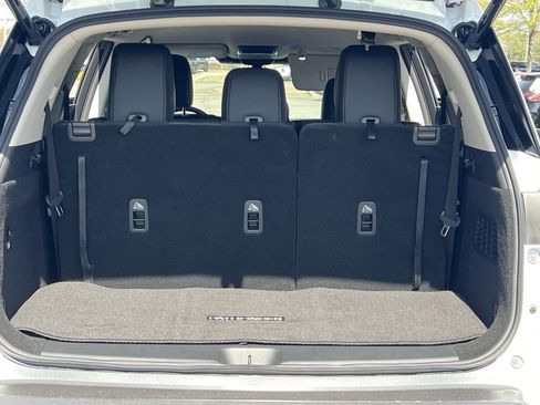 New 2026 Nissan Pathfinder SL image 22