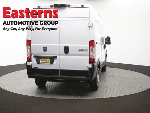 Used 2023 RAM ProMaster 2500 w/ Convenience Group FWD image 32