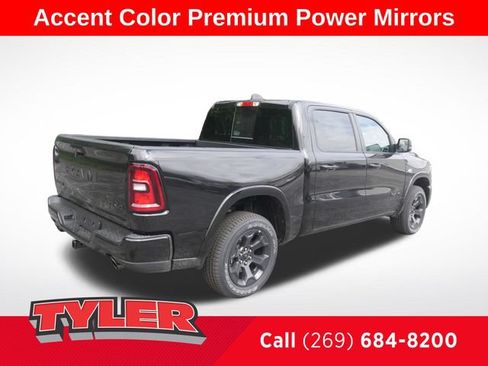 New 2026 RAM 1500 4x4 Crew Cab image 8