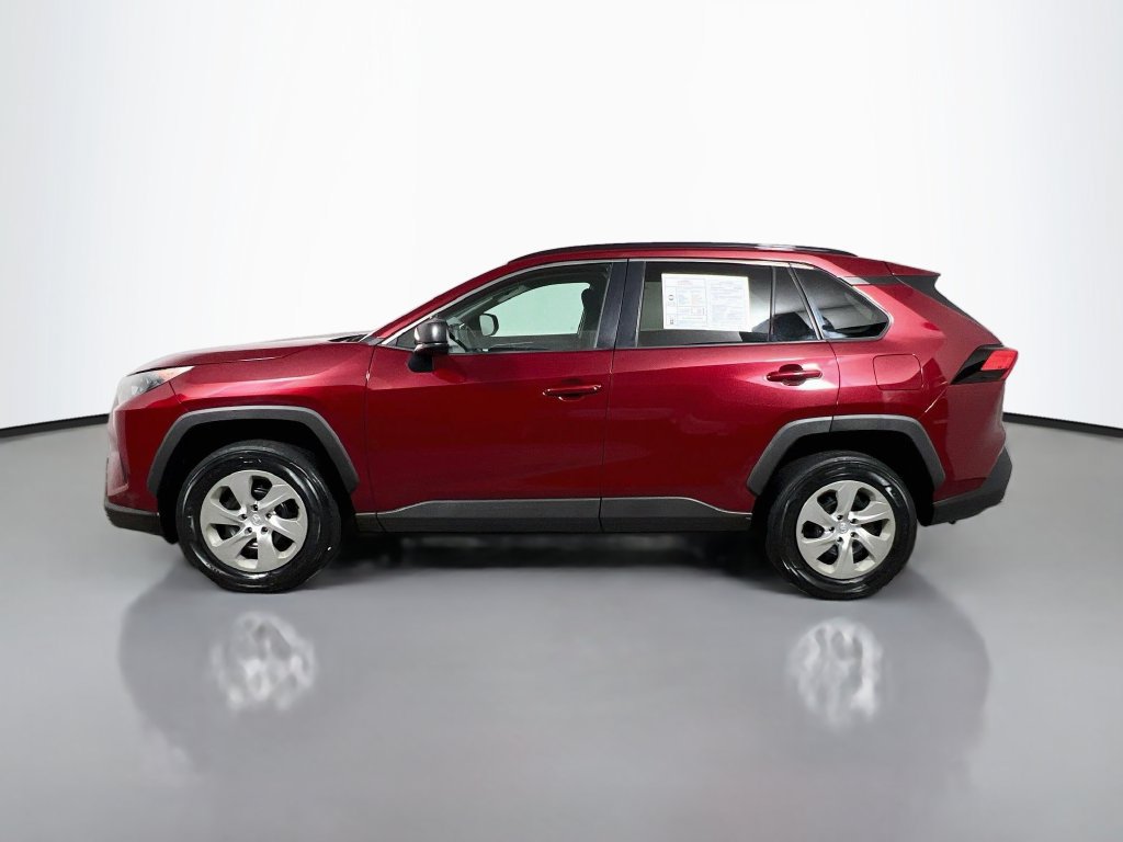 Used 2021 Toyota RAV4 LE AWD/4WD image 6