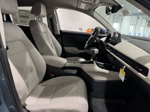 New 2026 Honda HR-V LX image 32