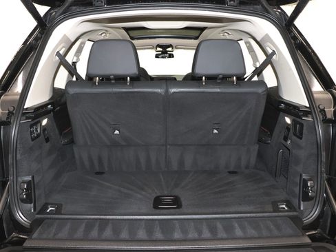 Used 2022 BMW X7 xDrive40i w/ Premium Package image 47