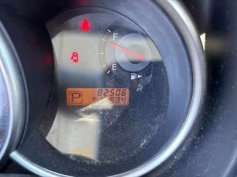 Used 2008 Nissan Versa SL w/ Convenience Pkg image 13