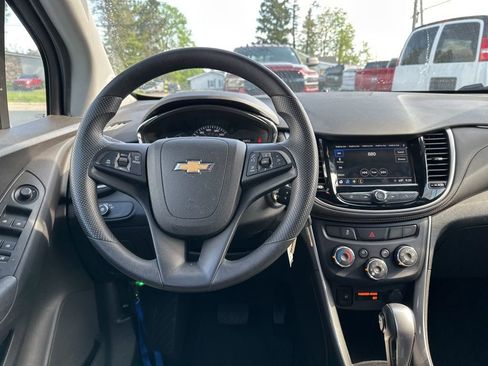 Used 2018 Chevrolet Trax LT AWD/4WD image 3