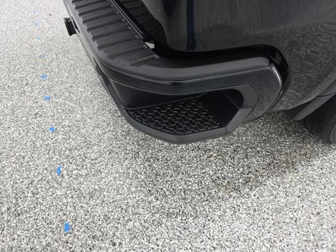 Used 2022 GMC Sierra 1500 Denali w/ Denali Reserve Package image 17