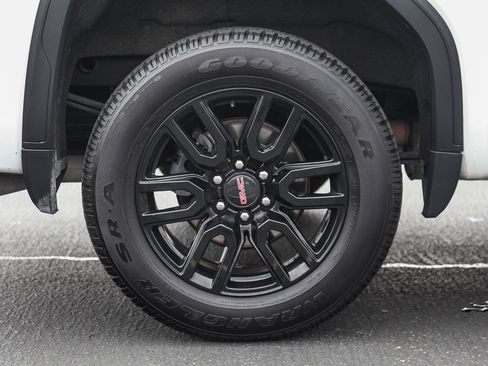 Certified 2022 GMC Sierra 1500 Elevation w/ Driver Alert Package I image 10