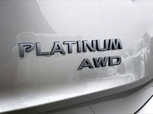 New 2026 Nissan Rogue Platinum image 9