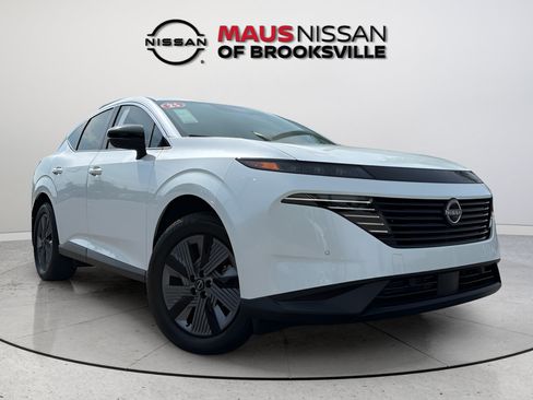 Certified 2025 Nissan Murano SL AWD/4WD image 1