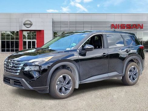 Certified 2026 Nissan Rogue SV FWD image 9