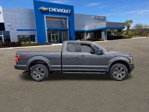 Used 2020 Ford F150 XLT w/ Equipment Group 302A Luxury AWD/4WD image 28