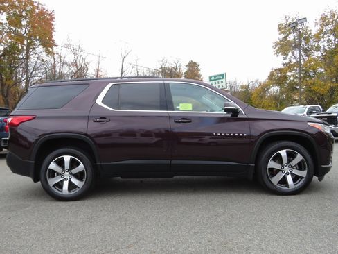 Used 2019 Chevrolet Traverse LT w/ LT Premium Package image 5