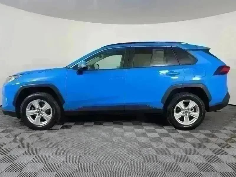 Used 2019 Toyota RAV4 XLE AWD/4WD image 13