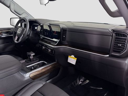 New 2026 GMC Sierra 1500 Elevation w/ Elevation Premium Package image 30