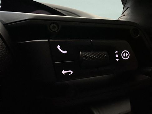 Used 2025 Porsche Macan 4S Electric image 25