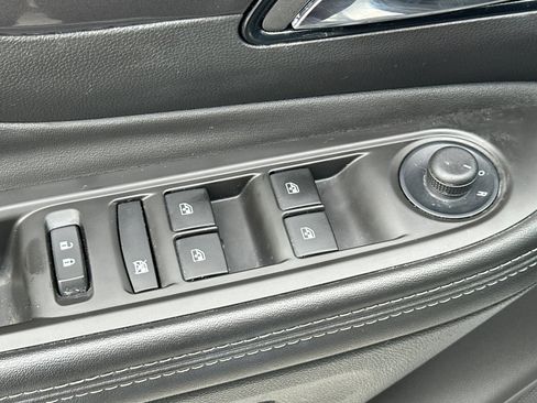 Used 2022 Buick Encore Preferred w/ Safety Package image 15