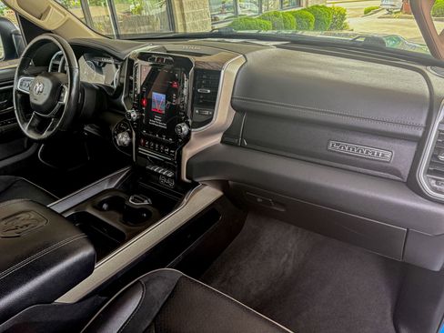 Used 2020 RAM 1500 Laramie AWD/4WD image 21