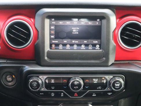 Used 2021 Jeep Wrangler Unlimited Rubicon image 14