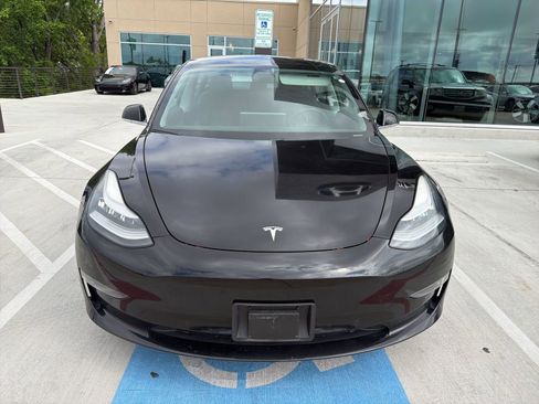 Used 2019 Tesla Model 3 Standard Range Plus image 2
