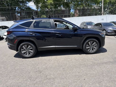 Used 2024 Hyundai Tucson Blue AWD/4WD image 7