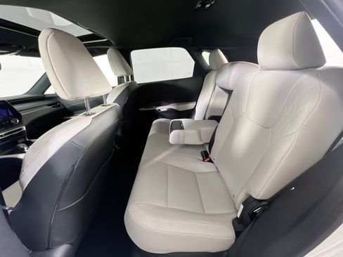 Used 2023 Lexus RX 350 Premium w/ Accessory Package AWD/4WD image 24