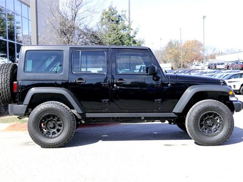Used 2013 Jeep Wrangler Unlimited Sport w/ Connectivity Group image 4